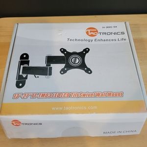 13" -27" Tilt Swivel Wall Mount New in Box
